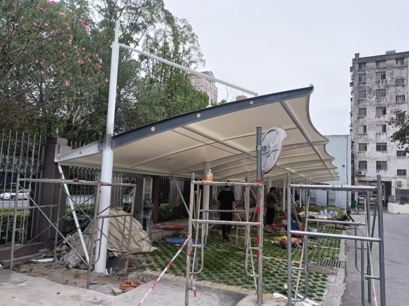 临安区厂区仓储推拉雨棚哪家靠谱？可伸缩推拉棚生产安装公司-1